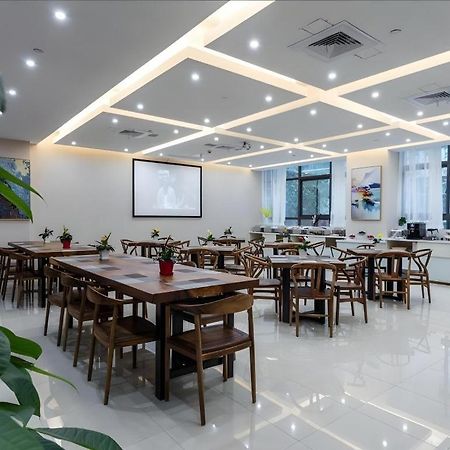 Gya Changzhou Wujin District Hutang New Era Furniture Plaza Hotel Екстер'єр фото