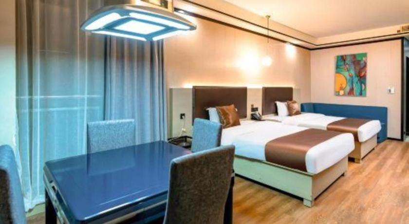 Gya Changzhou Wujin District Hutang New Era Furniture Plaza Hotel Екстер'єр фото