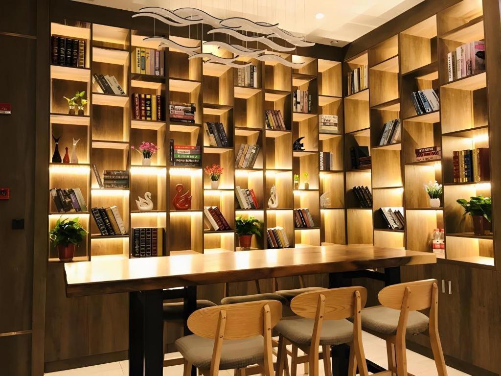 Gya Changzhou Wujin District Hutang New Era Furniture Plaza Hotel Екстер'єр фото